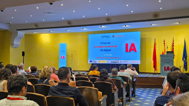 Imagen de la presentación del II Foro de IA organizado por la Cámara de Comercio de Murcia